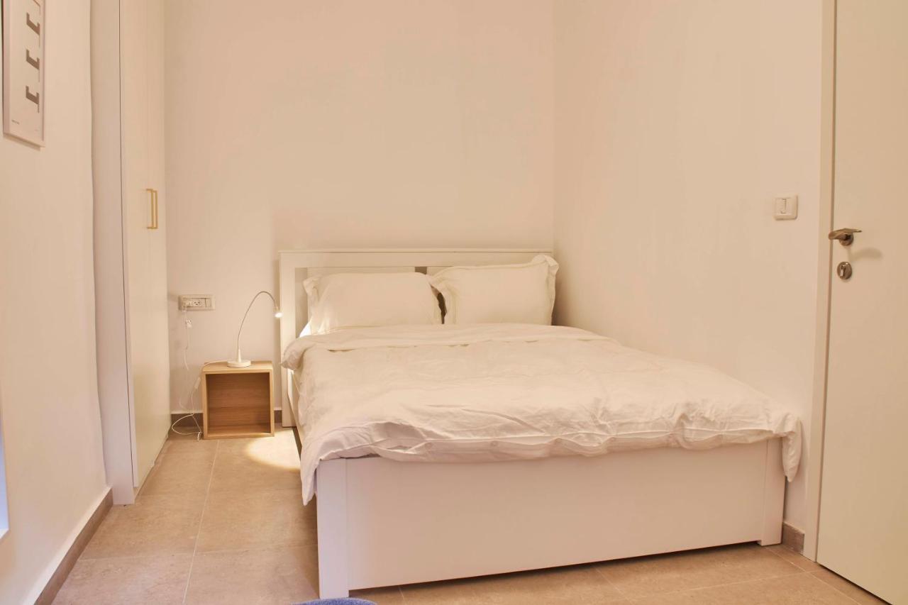 Roza Apartment Tel Aviv Bagian luar foto