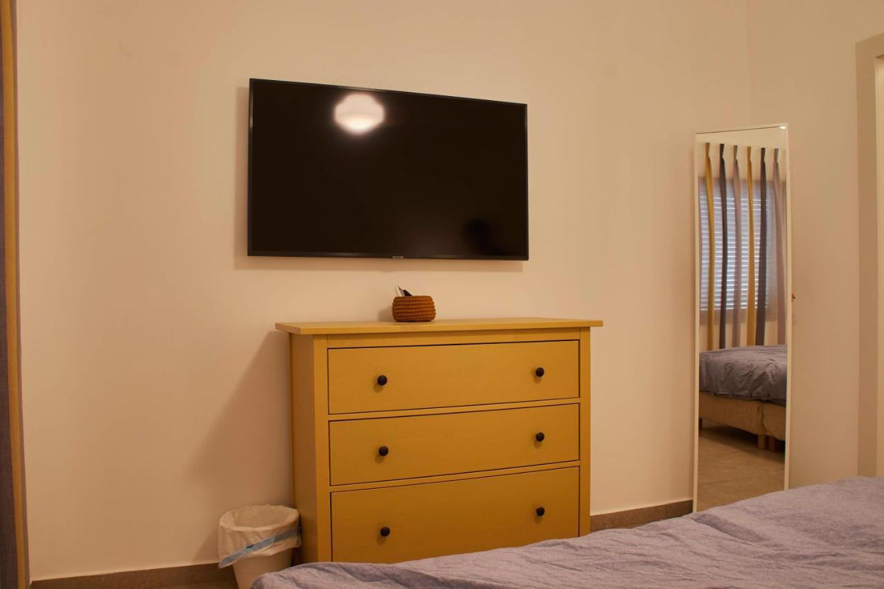Roza Apartment Tel Aviv Bagian luar foto