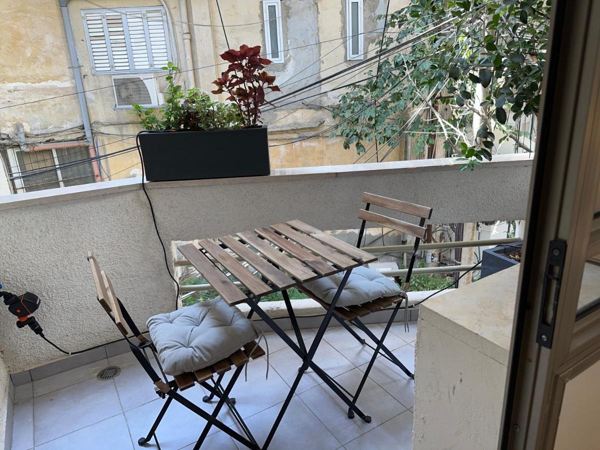 Roza Apartment Tel Aviv Bagian luar foto