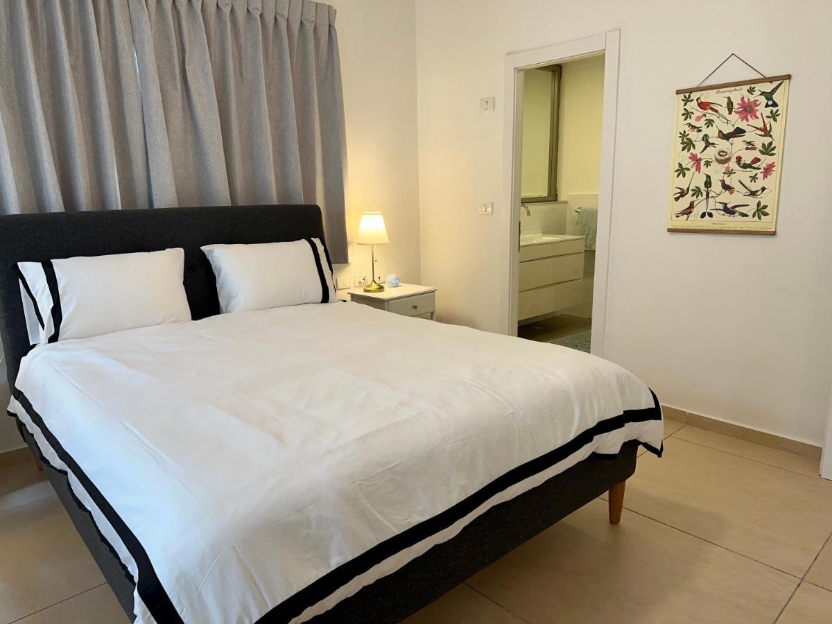 Roza Apartment Tel Aviv Bagian luar foto